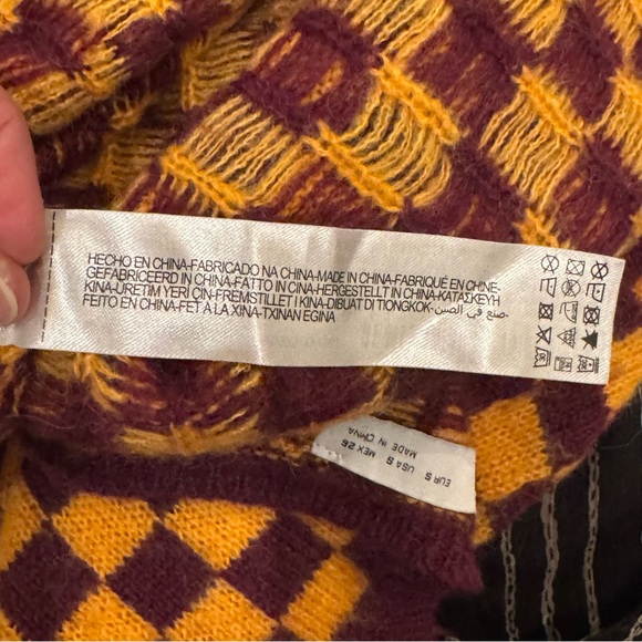 Zara Checkerboard Cropped Cardigan | Size Small | Maroon & Mustard - Picture 12 of 13